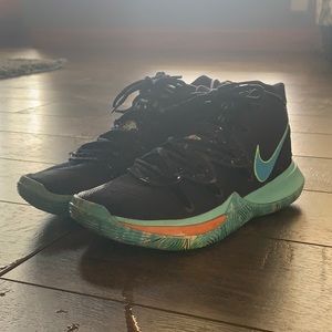 Kyrie 5